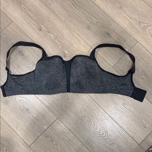 Le Mystere Heather Gray and Black Bra
